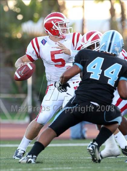 Thumbnail 2 in Carson vs. Mater Dei photogallery.