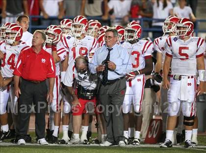 Thumbnail 2 in Carson vs. Mater Dei photogallery.