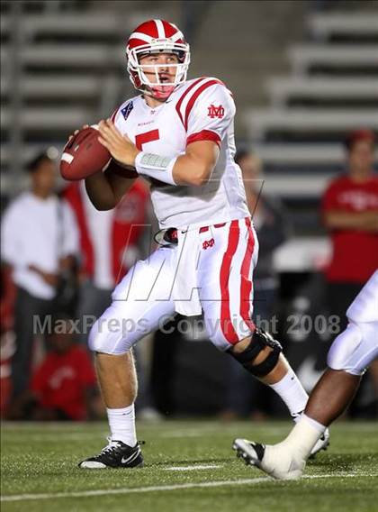 Thumbnail 3 in Carson vs. Mater Dei photogallery.