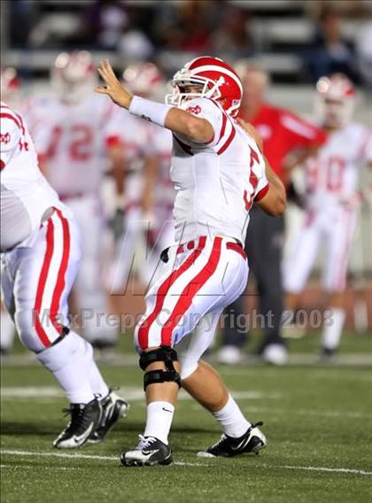 Thumbnail 1 in Carson vs. Mater Dei photogallery.
