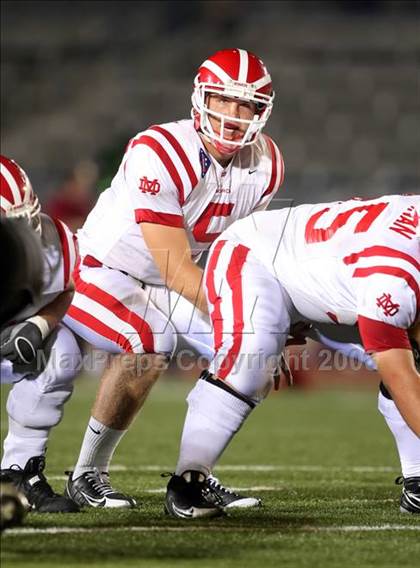 Thumbnail 3 in Carson vs. Mater Dei photogallery.