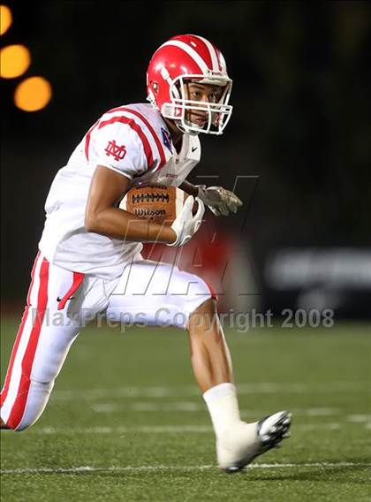 Thumbnail 2 in Carson vs. Mater Dei photogallery.