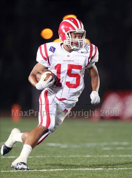 Thumbnail 3 in Carson vs. Mater Dei photogallery.