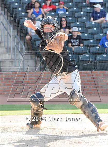 Thumbnail 2 in Apache Junction vs. Joy Christian (AIA D4 Final) photogallery.