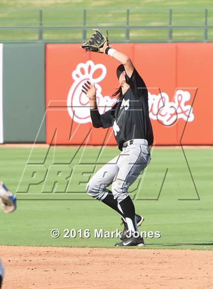 Thumbnail 1 in Apache Junction vs. Joy Christian (AIA D4 Final) photogallery.
