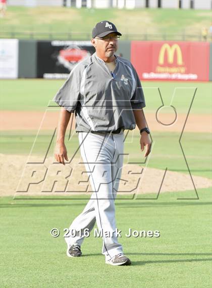 Thumbnail 2 in Apache Junction vs. Joy Christian (AIA D4 Final) photogallery.