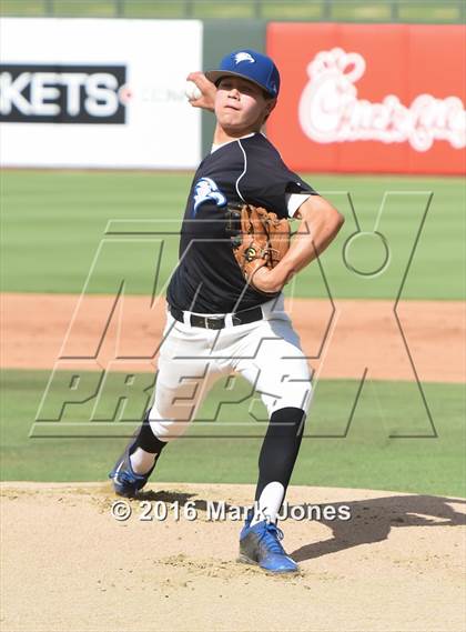 Thumbnail 3 in Apache Junction vs. Joy Christian (AIA D4 Final) photogallery.
