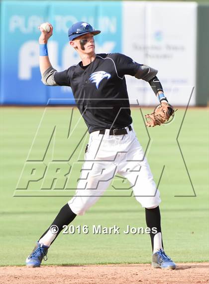 Thumbnail 3 in Apache Junction vs. Joy Christian (AIA D4 Final) photogallery.