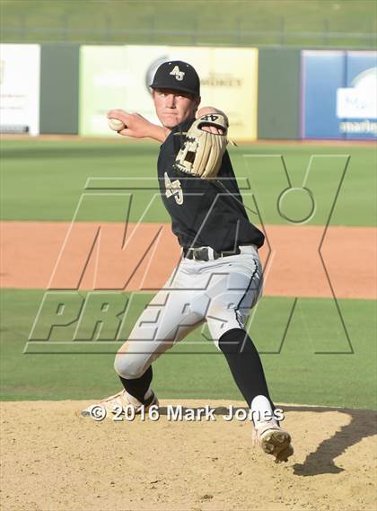 Thumbnail 3 in Apache Junction vs. Joy Christian (AIA D4 Final) photogallery.
