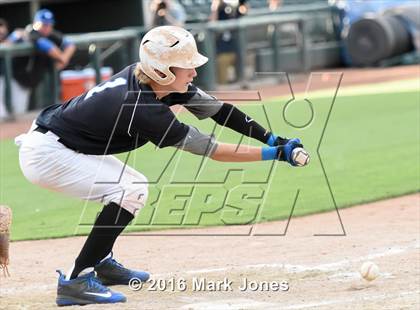 Thumbnail 1 in Apache Junction vs. Joy Christian (AIA D4 Final) photogallery.
