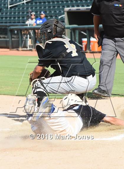Thumbnail 3 in Apache Junction vs. Joy Christian (AIA D4 Final) photogallery.