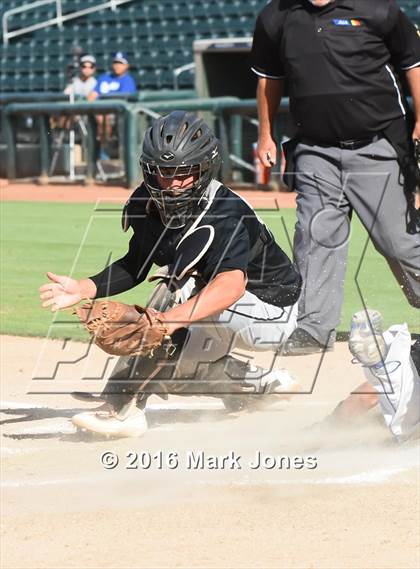 Thumbnail 1 in Apache Junction vs. Joy Christian (AIA D4 Final) photogallery.