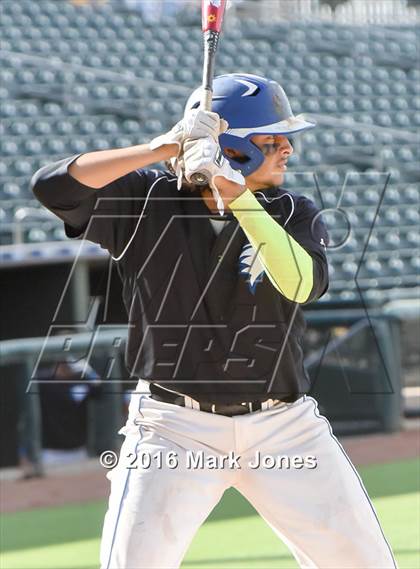 Thumbnail 3 in Apache Junction vs. Joy Christian (AIA D4 Final) photogallery.
