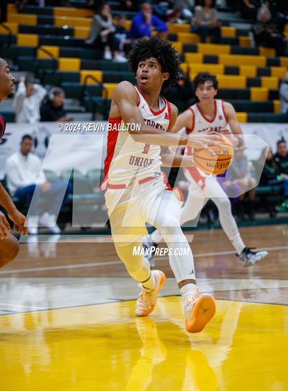 Thumbnail 1 in Destiny Christian Academy @ Redondo Union ( Damian Classic ) photogallery.