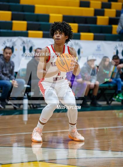 Thumbnail 3 in Destiny Christian Academy @ Redondo Union ( Damian Classic ) photogallery.