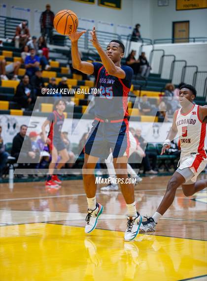 Thumbnail 2 in Destiny Christian Academy @ Redondo Union ( Damian Classic ) photogallery.