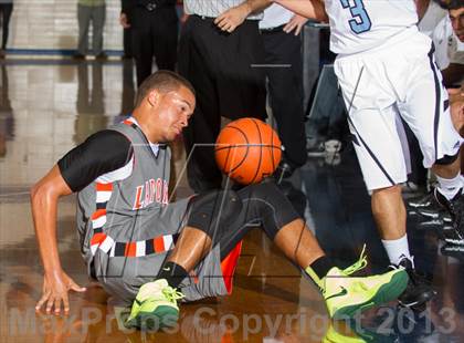 Thumbnail 1 in Fort Bend Marshall vs. Atascocita (McDonald's Texas Invitational) photogallery.