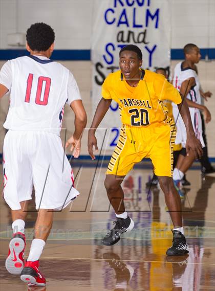 Thumbnail 1 in Fort Bend Marshall vs. Atascocita (McDonald's Texas Invitational) photogallery.