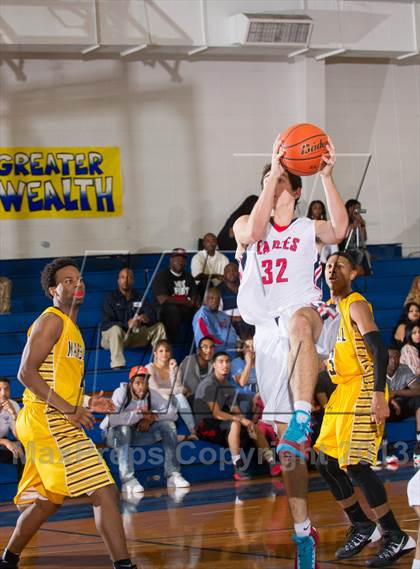 Thumbnail 3 in Fort Bend Marshall vs. Atascocita (McDonald's Texas Invitational) photogallery.