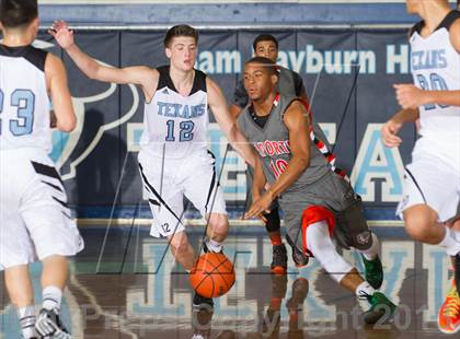Thumbnail 3 in Fort Bend Marshall vs. Atascocita (McDonald's Texas Invitational) photogallery.