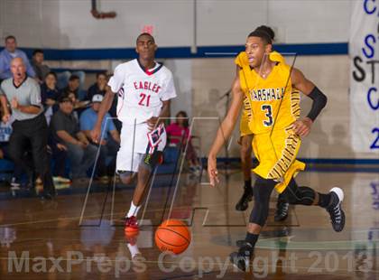 Thumbnail 2 in Fort Bend Marshall vs. Atascocita (McDonald's Texas Invitational) photogallery.