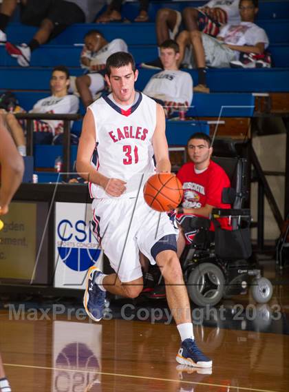 Thumbnail 2 in Fort Bend Marshall vs. Atascocita (McDonald's Texas Invitational) photogallery.