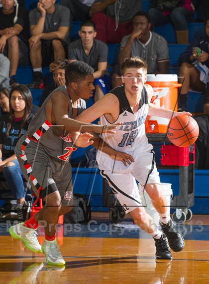 Thumbnail 3 in Fort Bend Marshall vs. Atascocita (McDonald's Texas Invitational) photogallery.