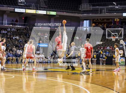 Thumbnail 3 in Beechwood vs Lloyd (2024 9th Region Boys Basketball Tournament) photogallery.