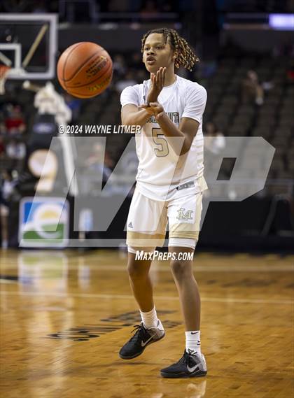 Thumbnail 2 in Beechwood vs Lloyd (2024 9th Region Boys Basketball Tournament) photogallery.