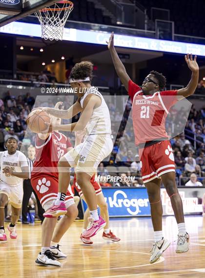 Thumbnail 1 in Beechwood vs Lloyd (2024 9th Region Boys Basketball Tournament) photogallery.