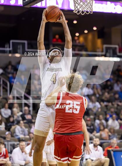 Thumbnail 2 in Beechwood vs Lloyd (2024 9th Region Boys Basketball Tournament) photogallery.