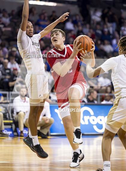 Thumbnail 3 in Beechwood vs Lloyd (2024 9th Region Boys Basketball Tournament) photogallery.