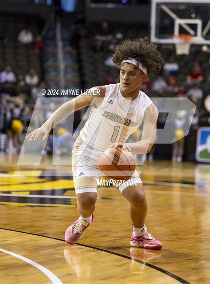 Thumbnail 2 in Beechwood vs Lloyd (2024 9th Region Boys Basketball Tournament) photogallery.