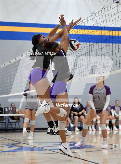 Thumbnail 1 in Godley vs. Crowley (2025 Brock Showcase Varsity Tournament) photogallery.