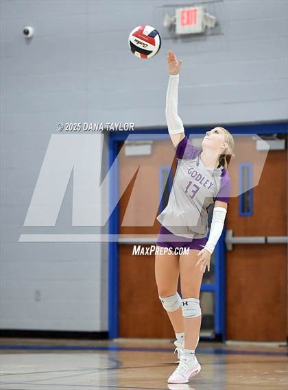 Thumbnail 3 in Godley vs. Crowley (2025 Brock Showcase Varsity Tournament) photogallery.