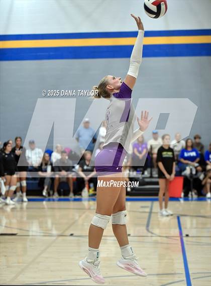 Thumbnail 3 in Godley vs. Crowley (2025 Brock Showcase Varsity Tournament) photogallery.