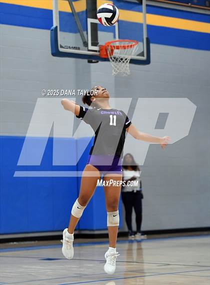 Thumbnail 2 in Godley vs. Crowley (2025 Brock Showcase Varsity Tournament) photogallery.