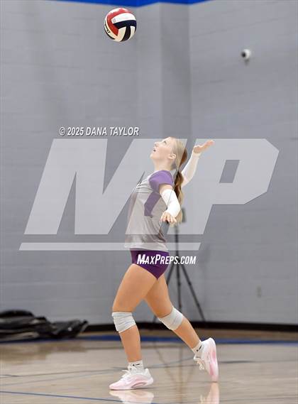 Thumbnail 2 in Godley vs. Crowley (2025 Brock Showcase Varsity Tournament) photogallery.