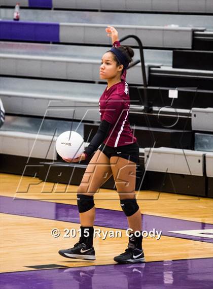 Thumbnail 2 in Fayetteville vs. Springdale photogallery.
