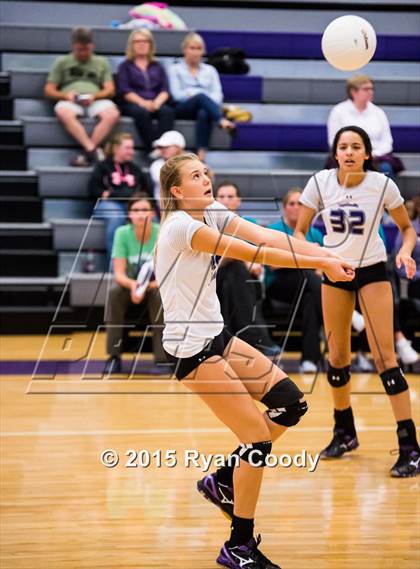 Thumbnail 3 in Fayetteville vs. Springdale photogallery.