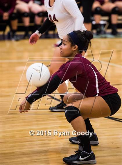Thumbnail 3 in Fayetteville vs. Springdale photogallery.