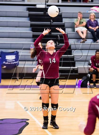 Thumbnail 3 in Fayetteville vs. Springdale photogallery.