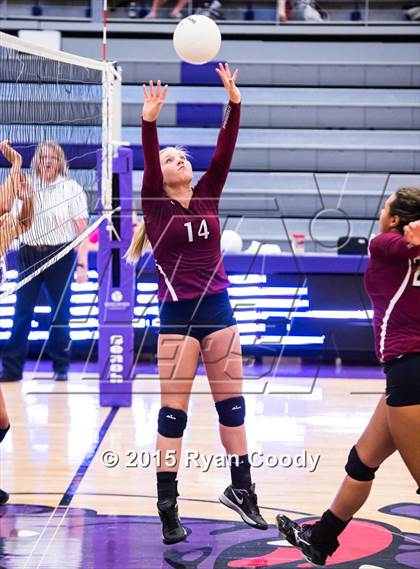 Thumbnail 3 in Fayetteville vs. Springdale photogallery.