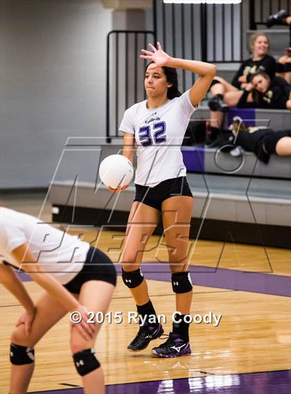 Thumbnail 1 in Fayetteville vs. Springdale photogallery.