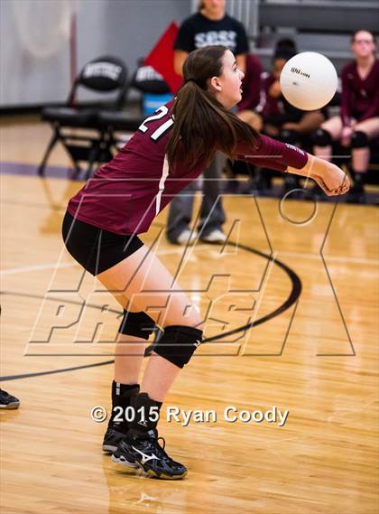 Thumbnail 1 in Fayetteville vs. Springdale photogallery.