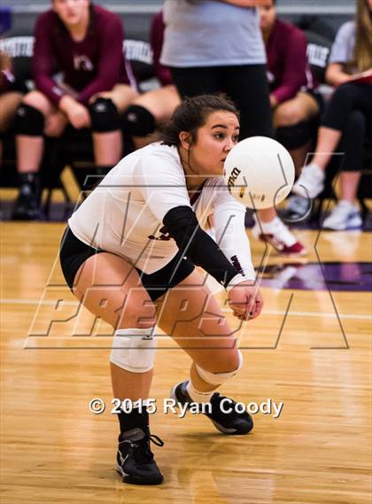 Thumbnail 2 in Fayetteville vs. Springdale photogallery.