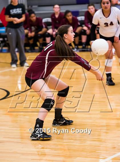 Thumbnail 1 in Fayetteville vs. Springdale photogallery.