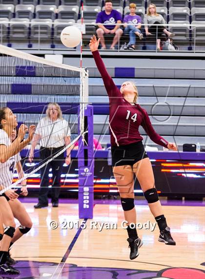 Thumbnail 1 in Fayetteville vs. Springdale photogallery.