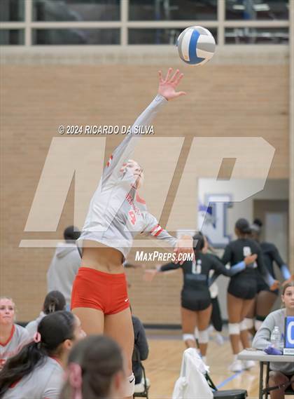Thumbnail 1 in Bellville vs Brazoswood (Needville Tournament) photogallery.