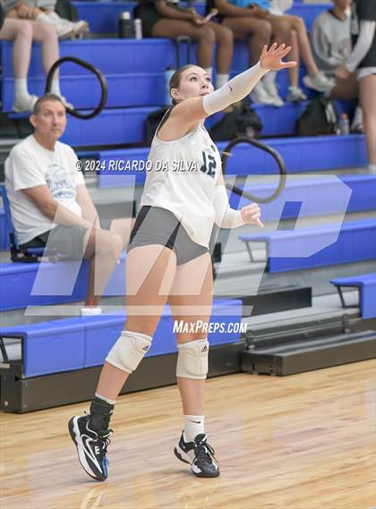 Thumbnail 1 in Bellville vs Brazoswood (Needville Tournament) photogallery.